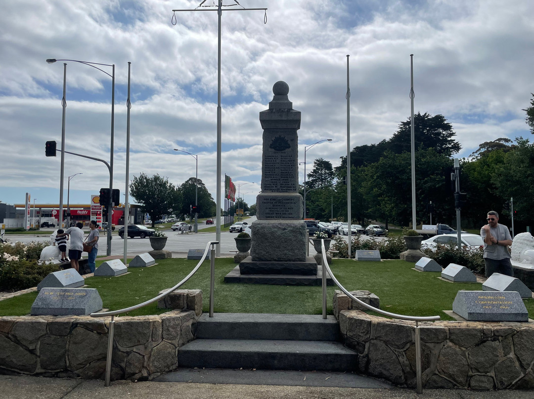 Berwick War Memorial and Plantation-伯威克必去景点