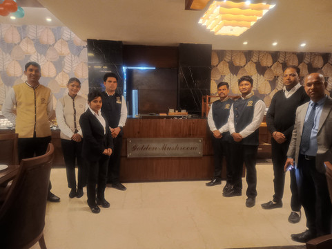 哈立德瓦尔戈德温酒店主图