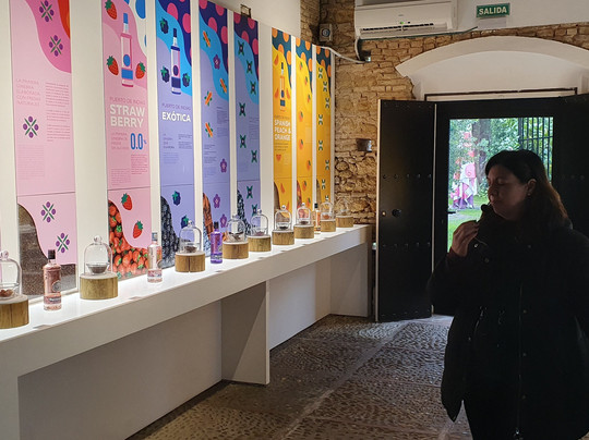 Destileria Puerto De Indias-卡莫纳必去景点