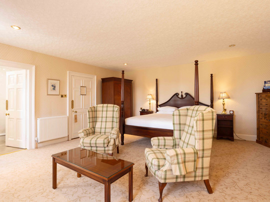 库勒登别墅酒店主图