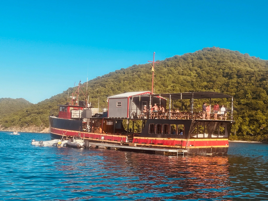 Flyaway Charters-Coral Bay必去景点