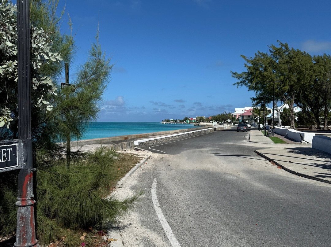 Cockburn Town-特克斯和凯科斯必去景点