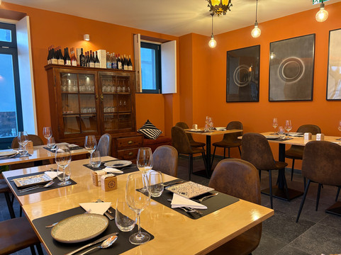 Plura Queijos e vinhos