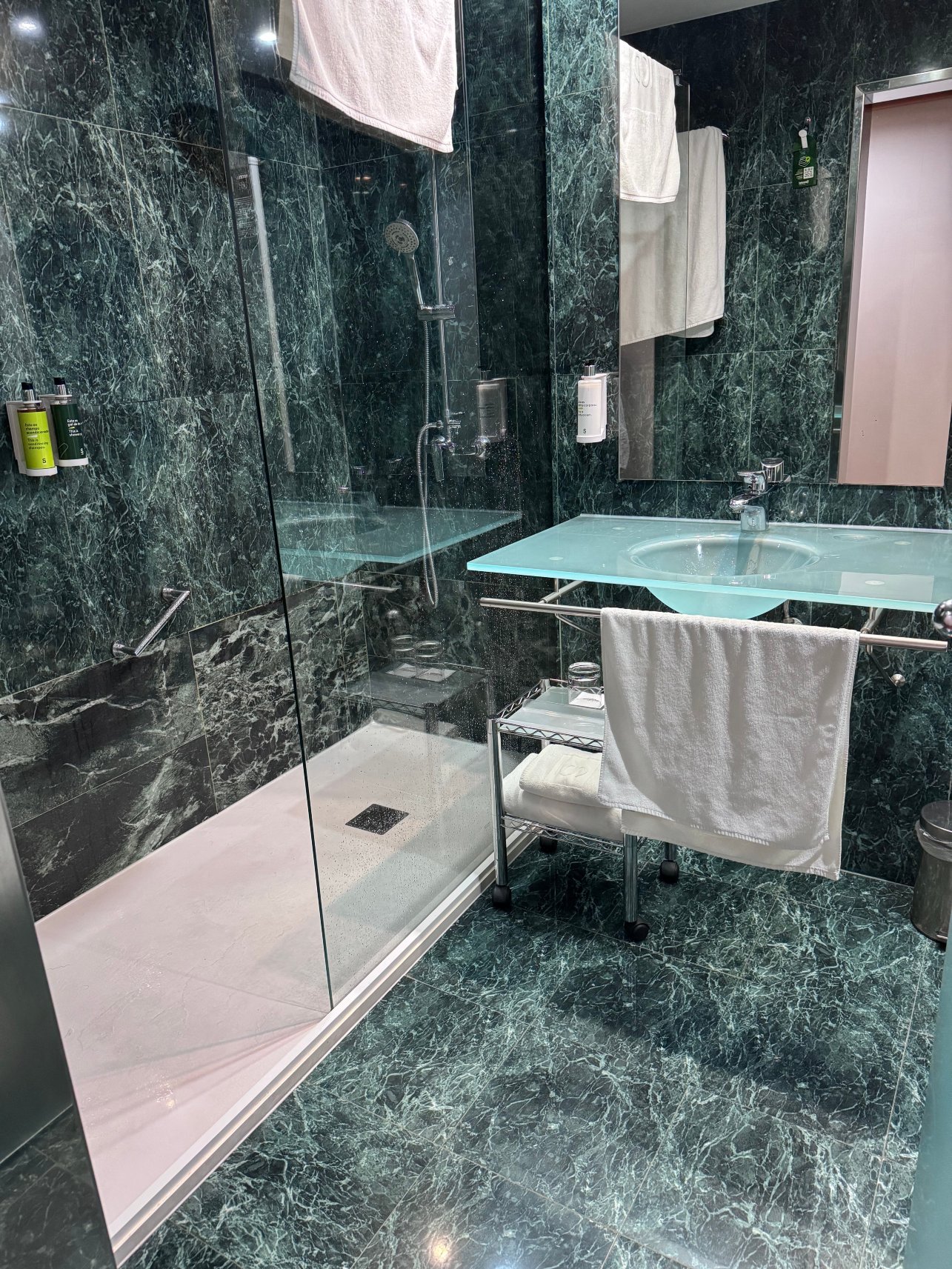 阿尔甘达万豪AC酒店-浴室