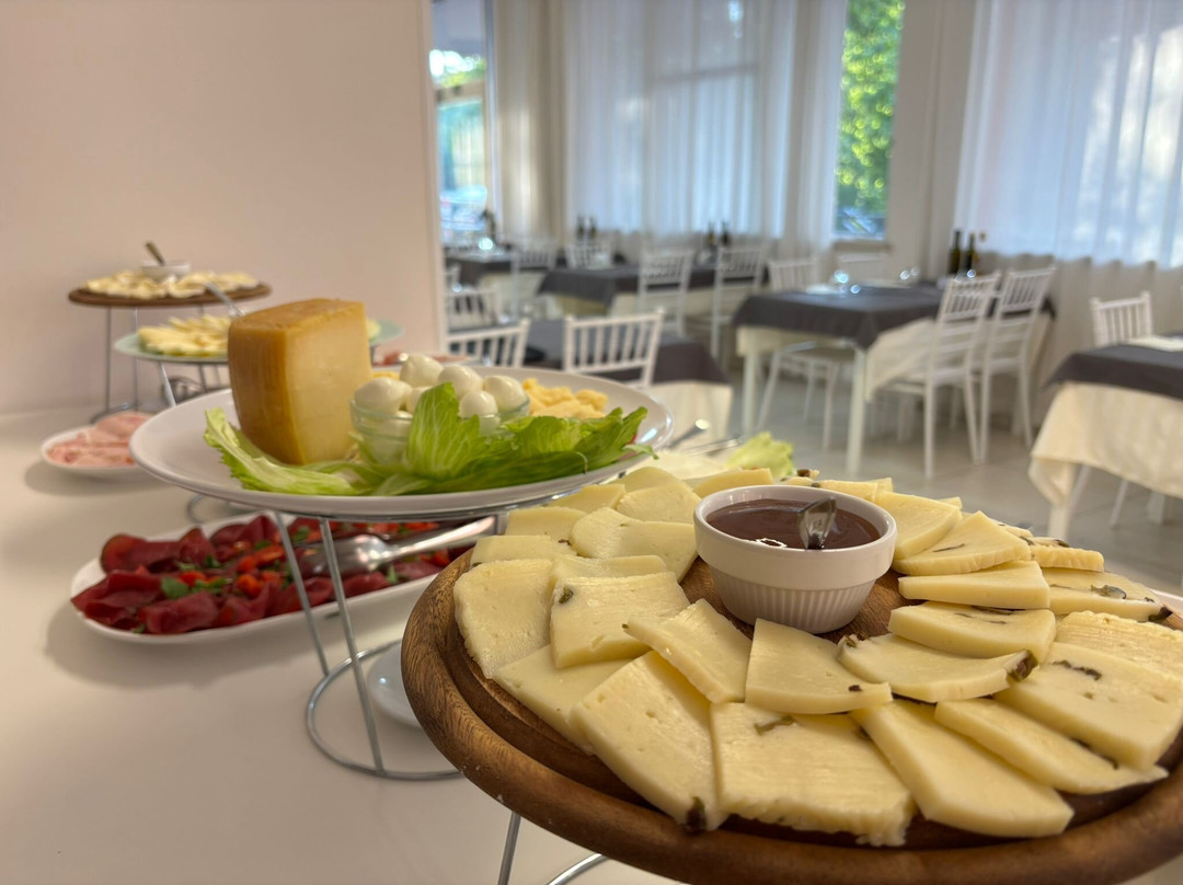 阿巴特酒店主图