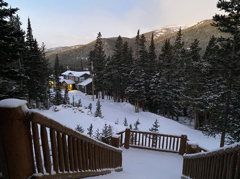 The Silver Lake Lodge主图