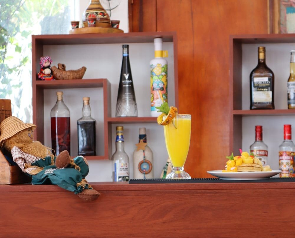 米拉多尔德蒂蒂卡卡主图