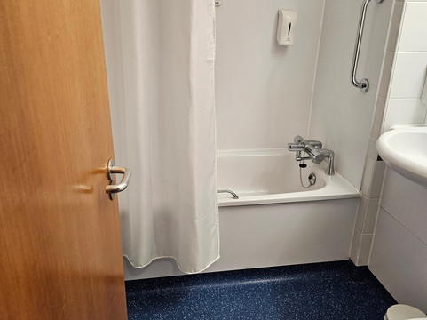 旅屋酒店-斯塔福德M6主图