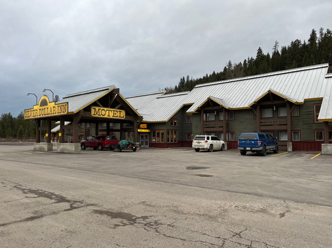 50,000 Silver Dollar Bar-Haugan必去景点