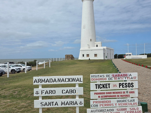 Faro Cabo Santa Maria-La Paloma必去景点