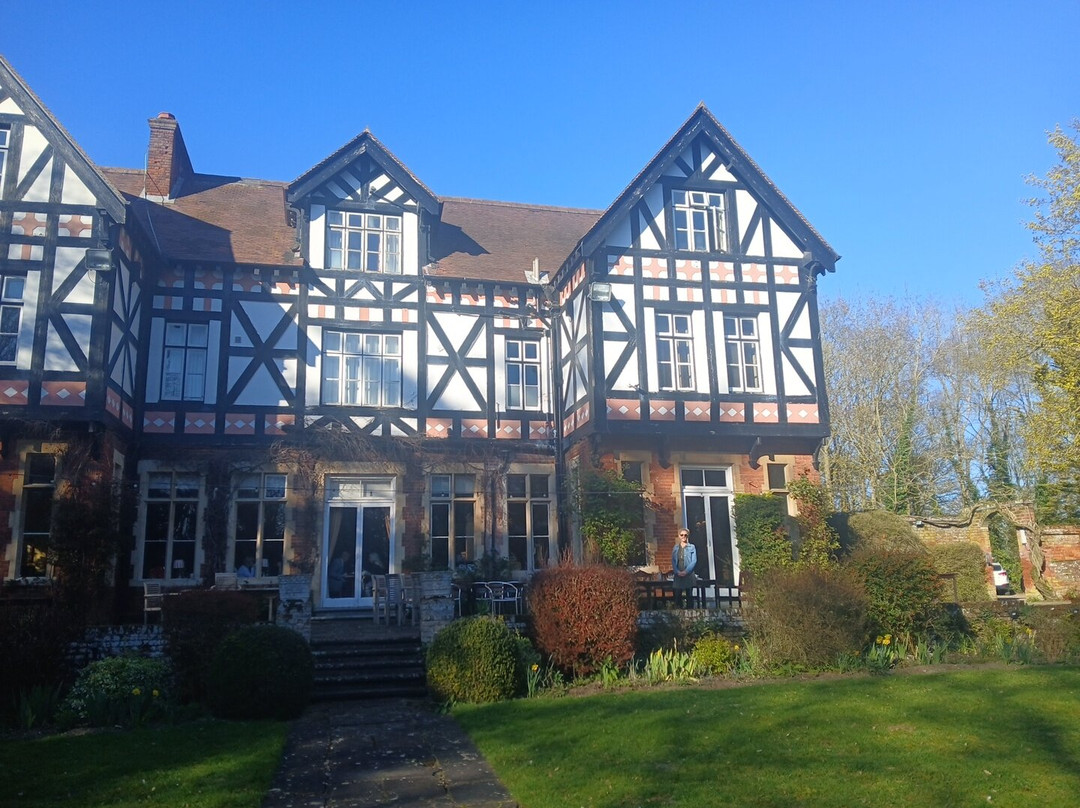 瑟斯顿遗产农庄主图