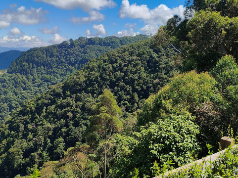 Mosteiro de São João-坎普斯－杜若尔当必去景点
