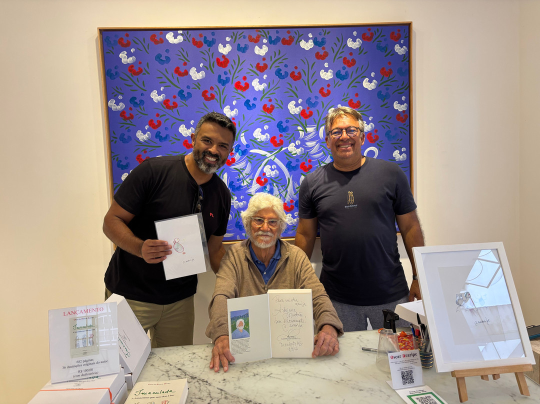 Galeria e Fundação Oscar Araripe-蒂拉登特斯必去景点