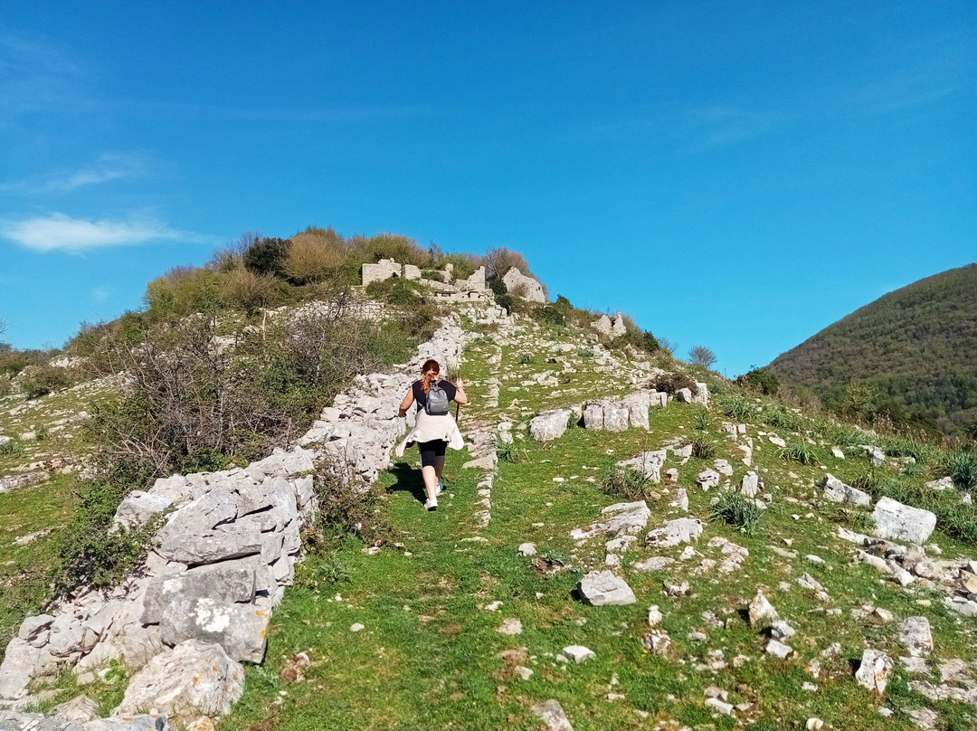 Castello di Acquaviva-Vallecorsa必去景点