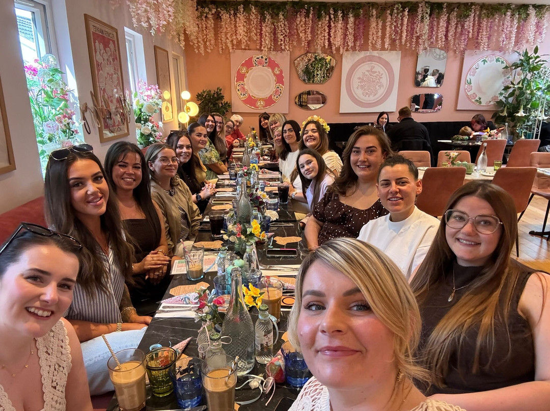 Blooms Restaurant & Tearoom