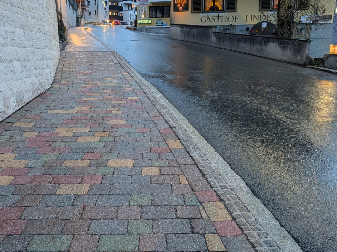 圣约翰高山之地酒店主图