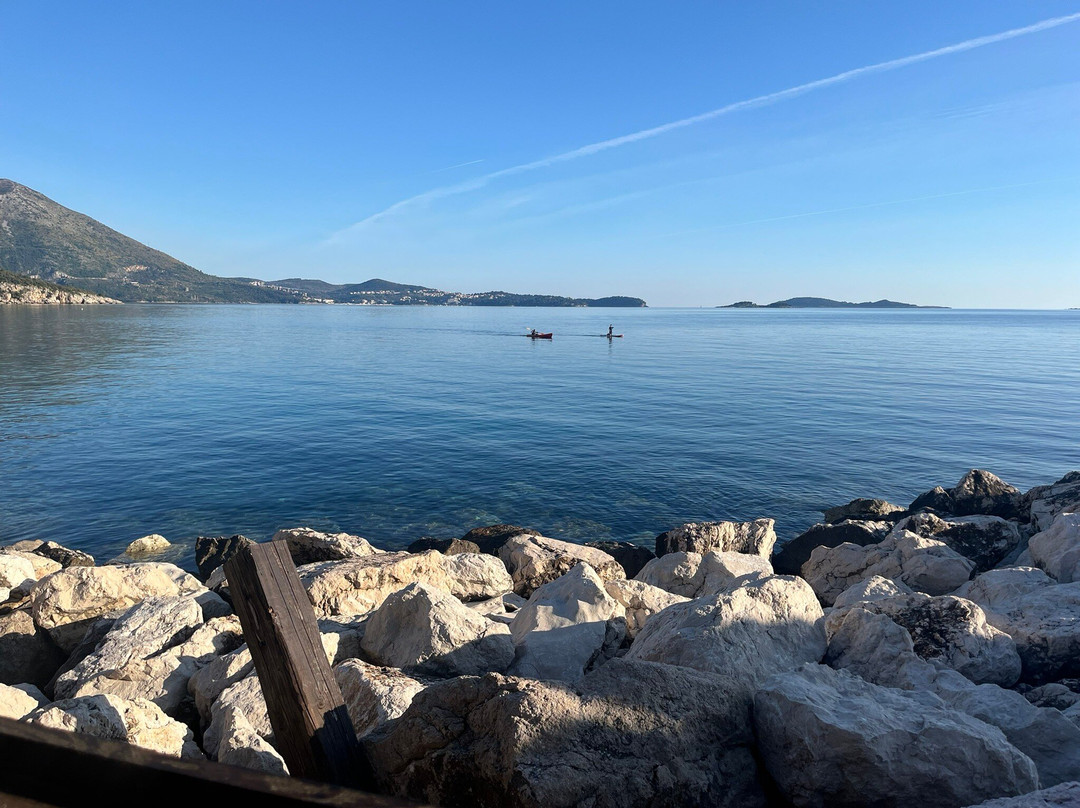 阿斯塔雷酒店主图