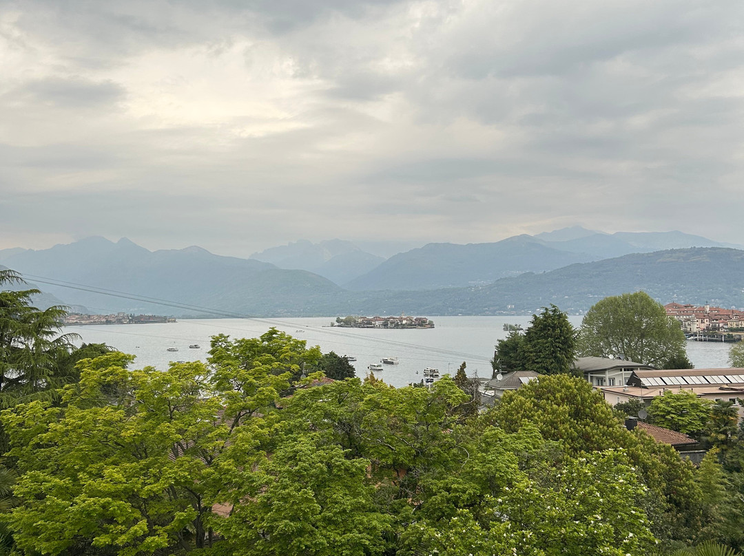 弗洛拉酒店主图