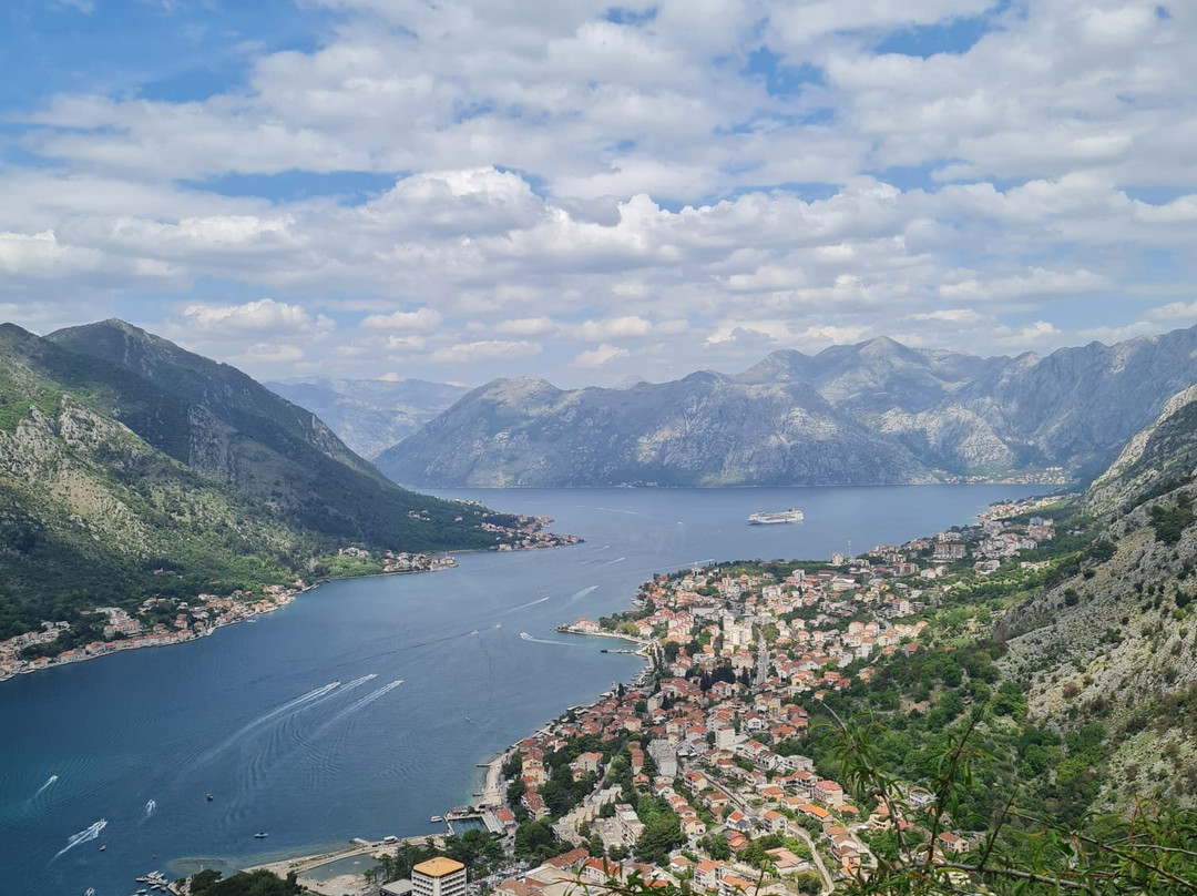Kotor Fortress-Spiljari必去景点