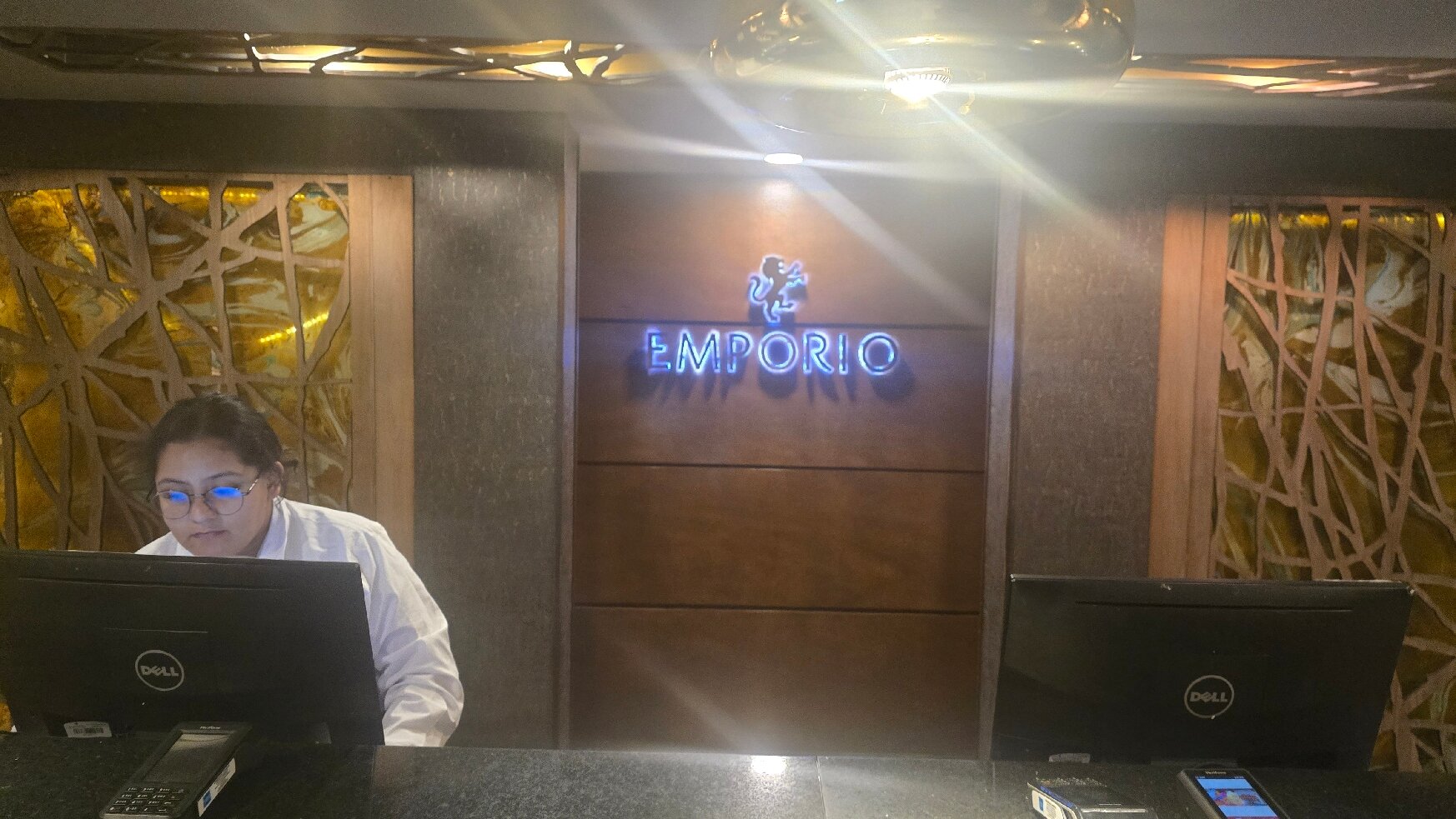 阿萨卡特卡斯帝王酒店-旅行者