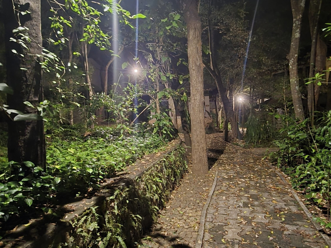 在鹿园酒店主图