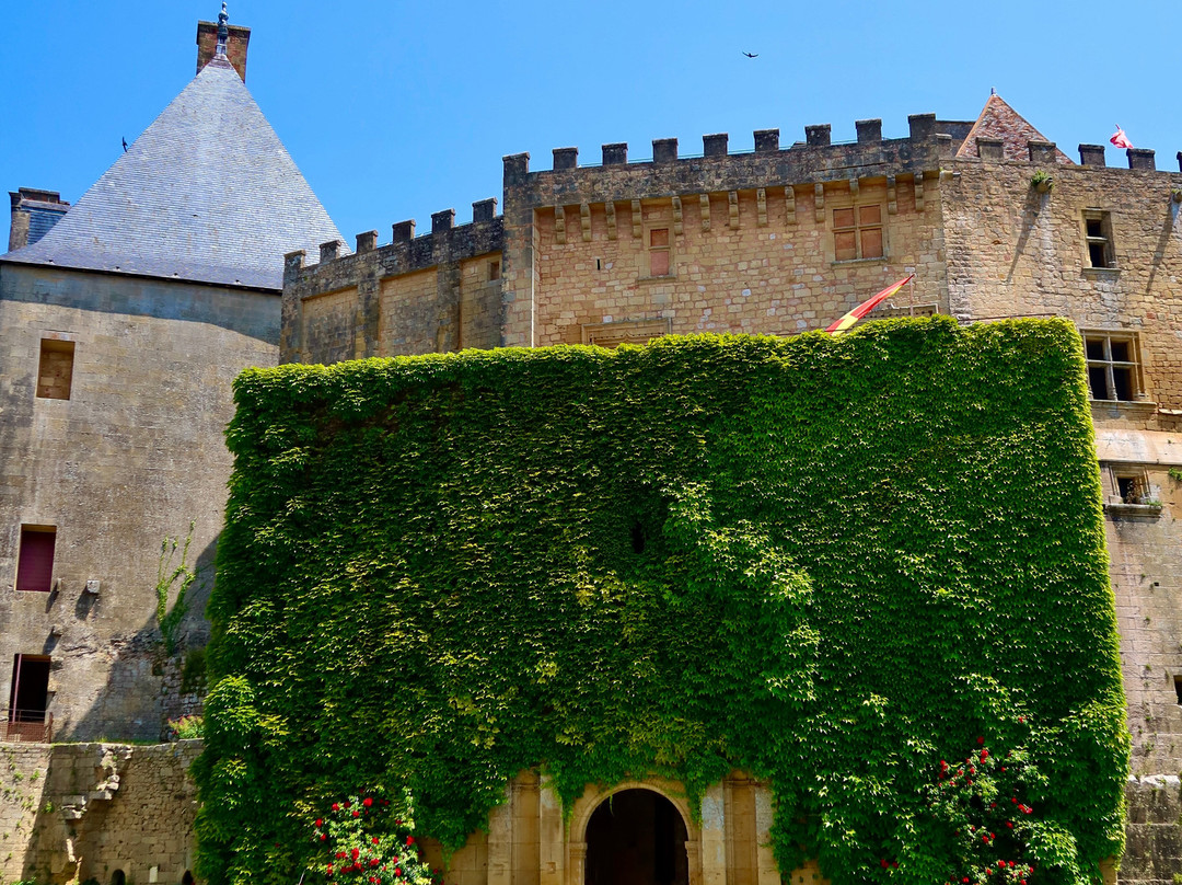 Chateau de Biron-Biron必去景点