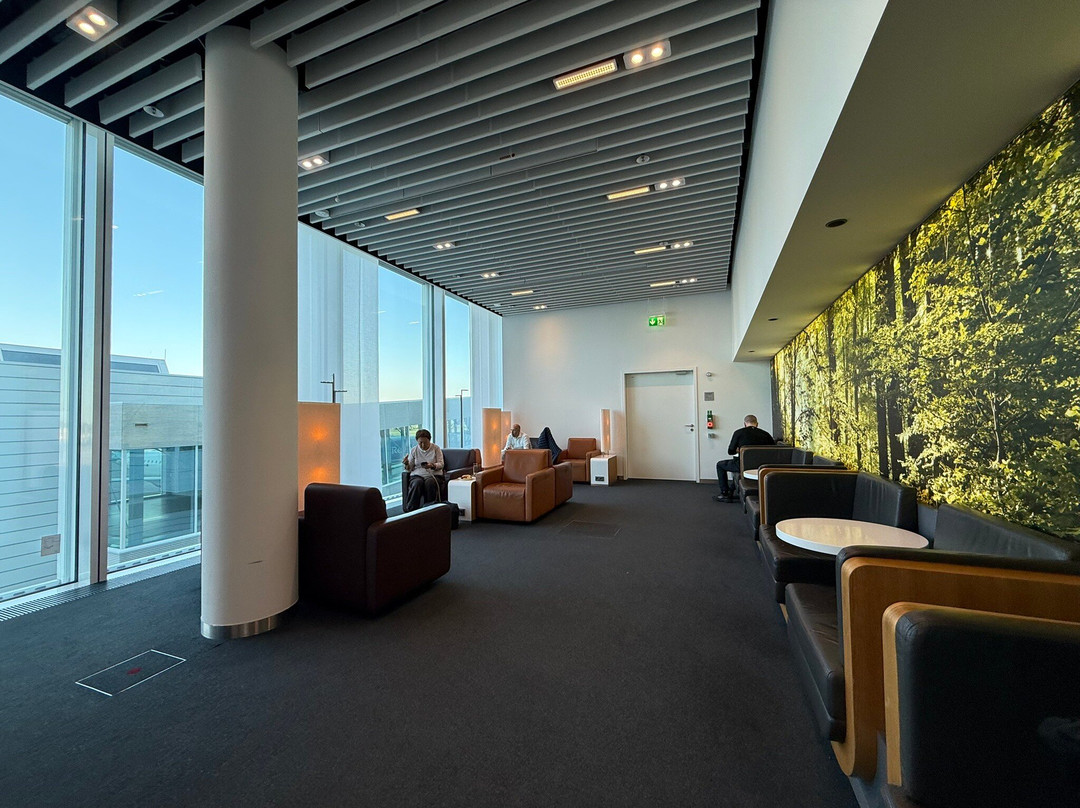 Lufthansa Senator Lounge (Schengen) MUC  Terminal 2 Satellite-Oberding必去景点