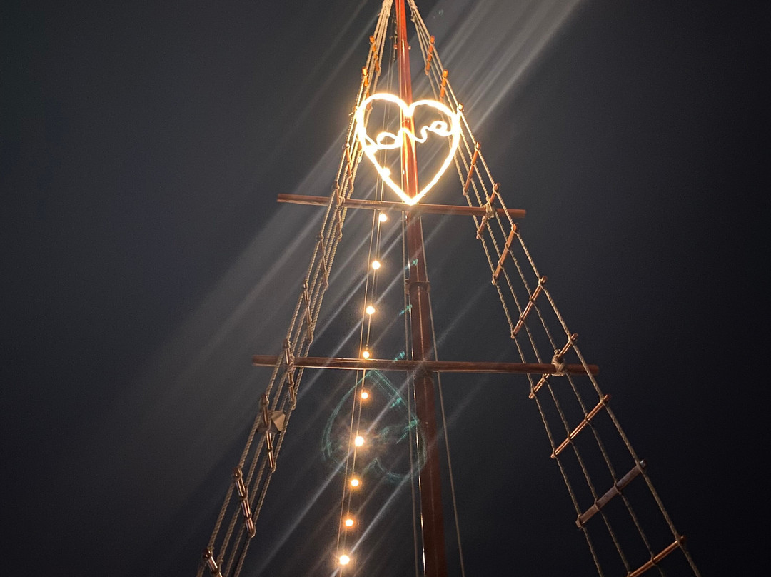Columbus The Romantic Dinner Cruise-坎昆必去景点