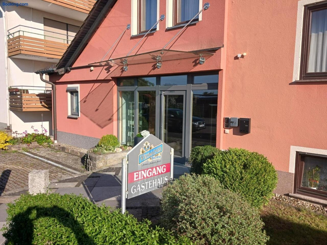 Zum Bohlgrund Gasthof & Pension LOBL