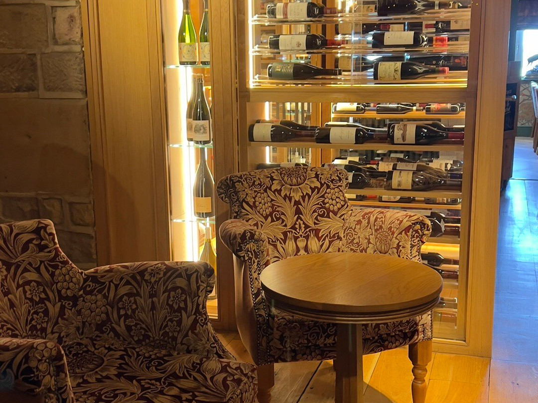 山顶边缘酒店主图