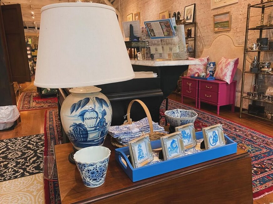 Chestnut Lane Antiques & Interiors-Danville必去景点