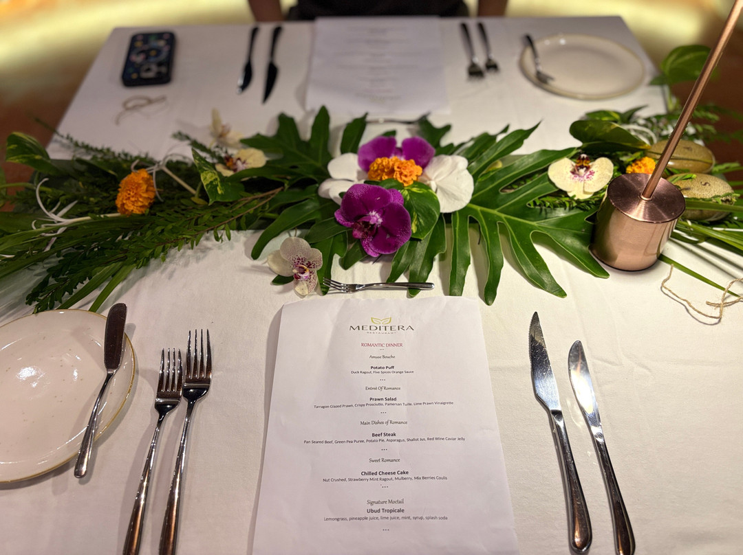 Meditera Restaurant