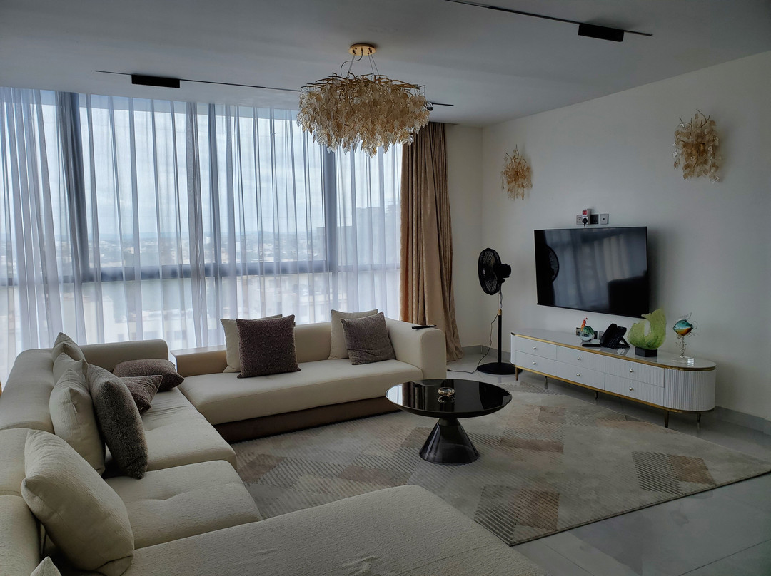 Mira Heights Suites & Conferencing