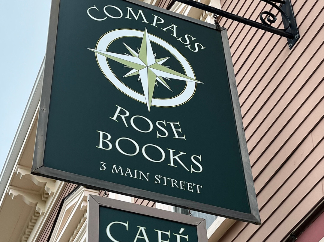 Compass Rose Books-Castine必去景点