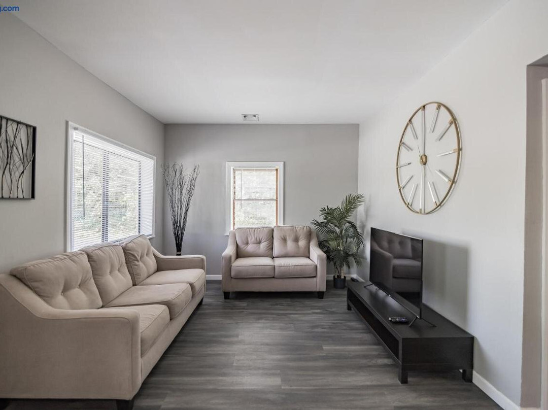 Modern Coed Dorm 10 mins from Jim Thorpe