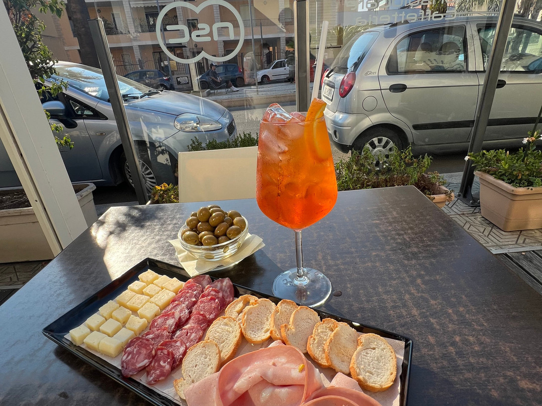 Caffetteria - Bar - Gelateria - Bisteccheria - Nonsolocafe