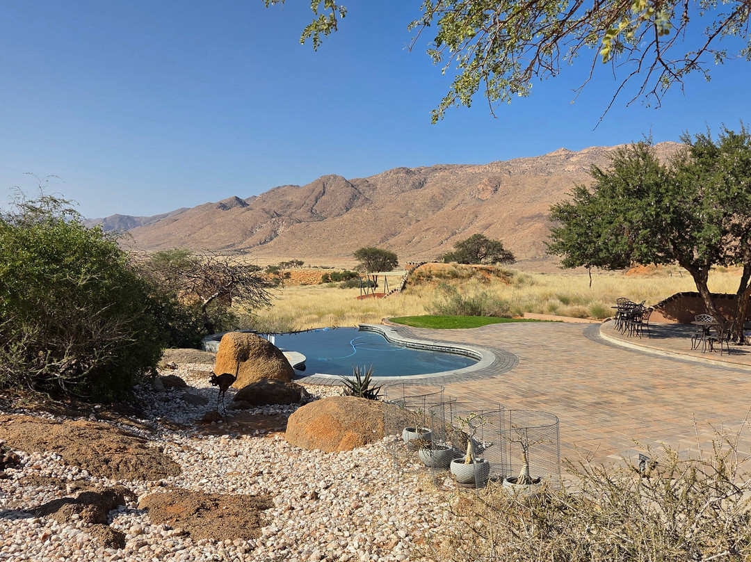 Barkhan Dune Retreat主图