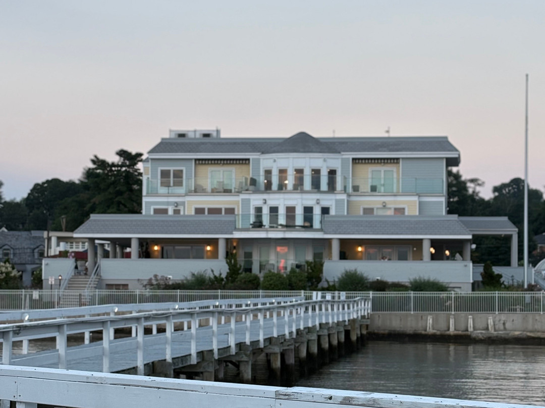 海湾酒店和码头主图