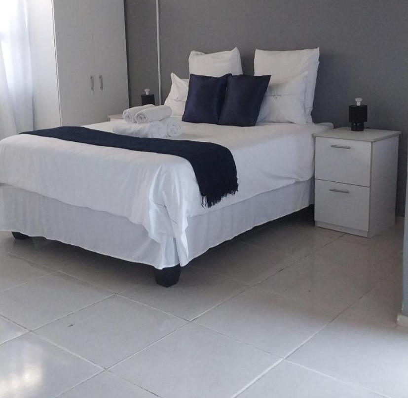 Dreamland Self Catering and Backpackers CC