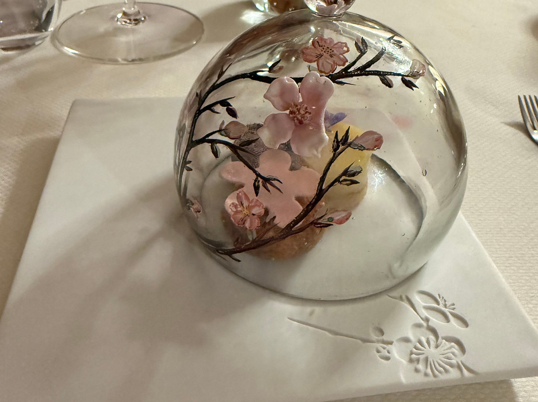 泰尼埃城堡酒店主图