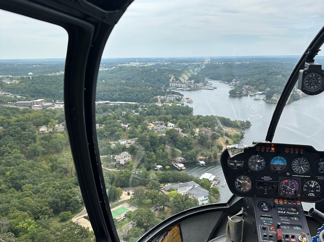 Airo | Lake Ozark Helicopters-Lake Ozark必去景点
