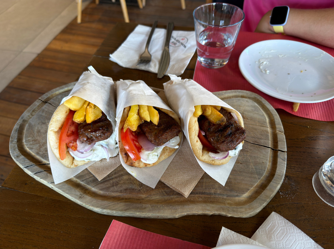 Ploutarxos The Souvlaki Maker