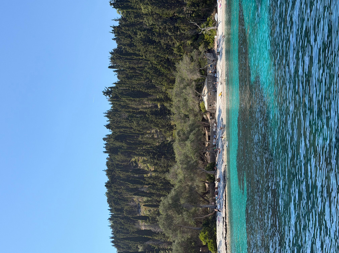 G.k. Boats Paxos-Gaios必去景点