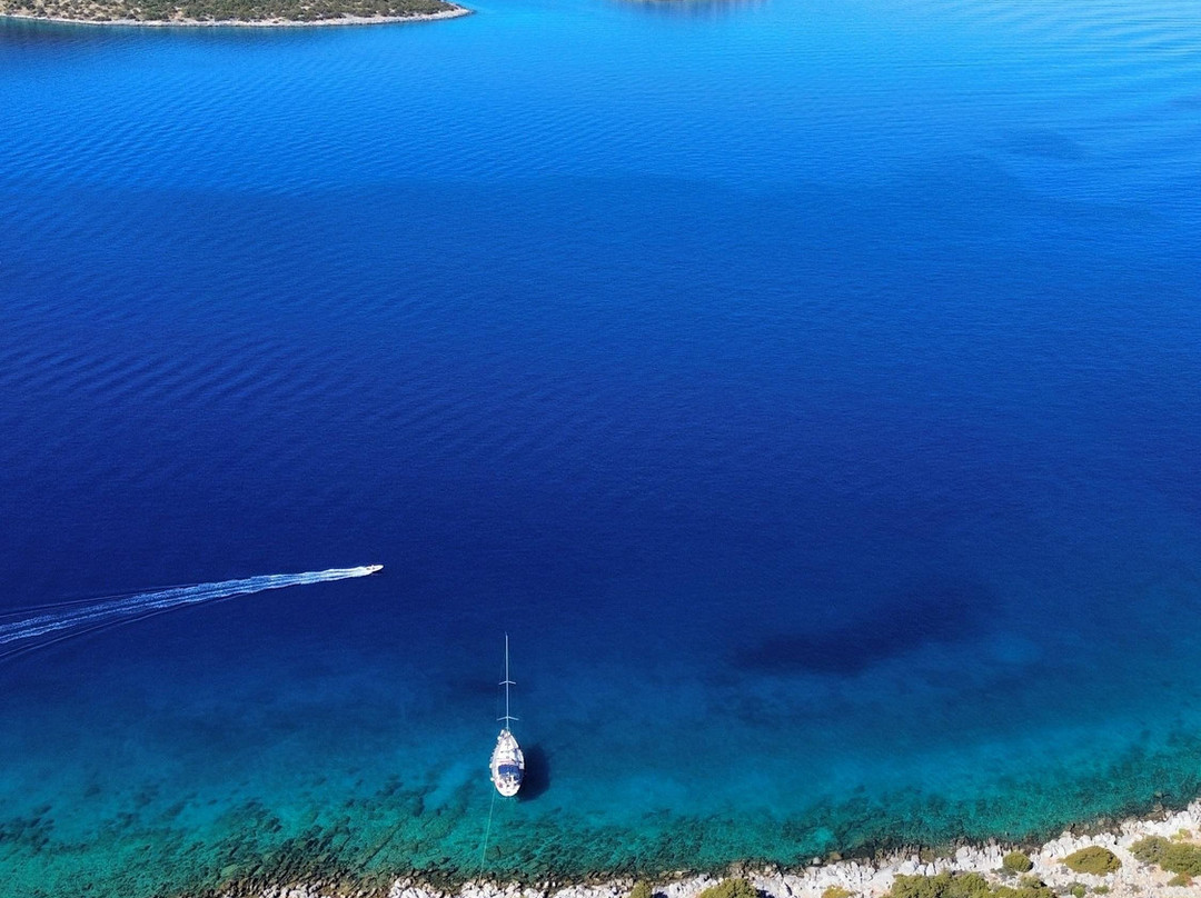 Alegria Yachting Sailing Trips-阿里莫斯必去景点