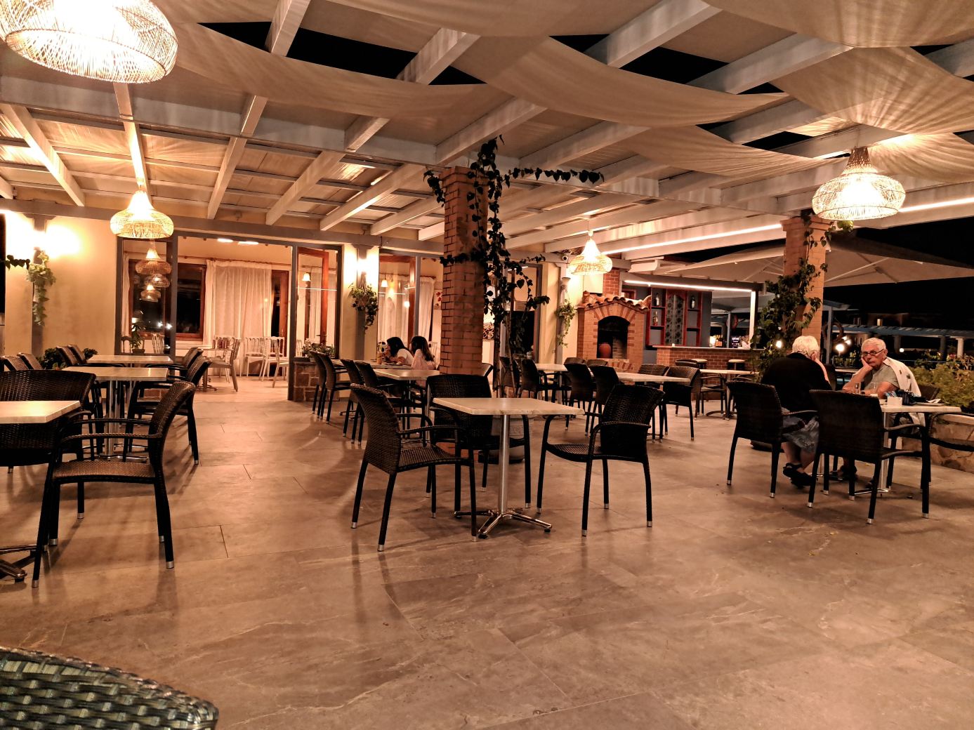 Alma Hotel-旅行者