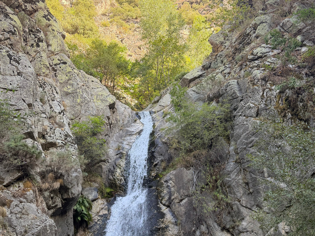 Cascades Du Saint-vincent Et Des Anglais-Vernet-Les-Bains必去景点