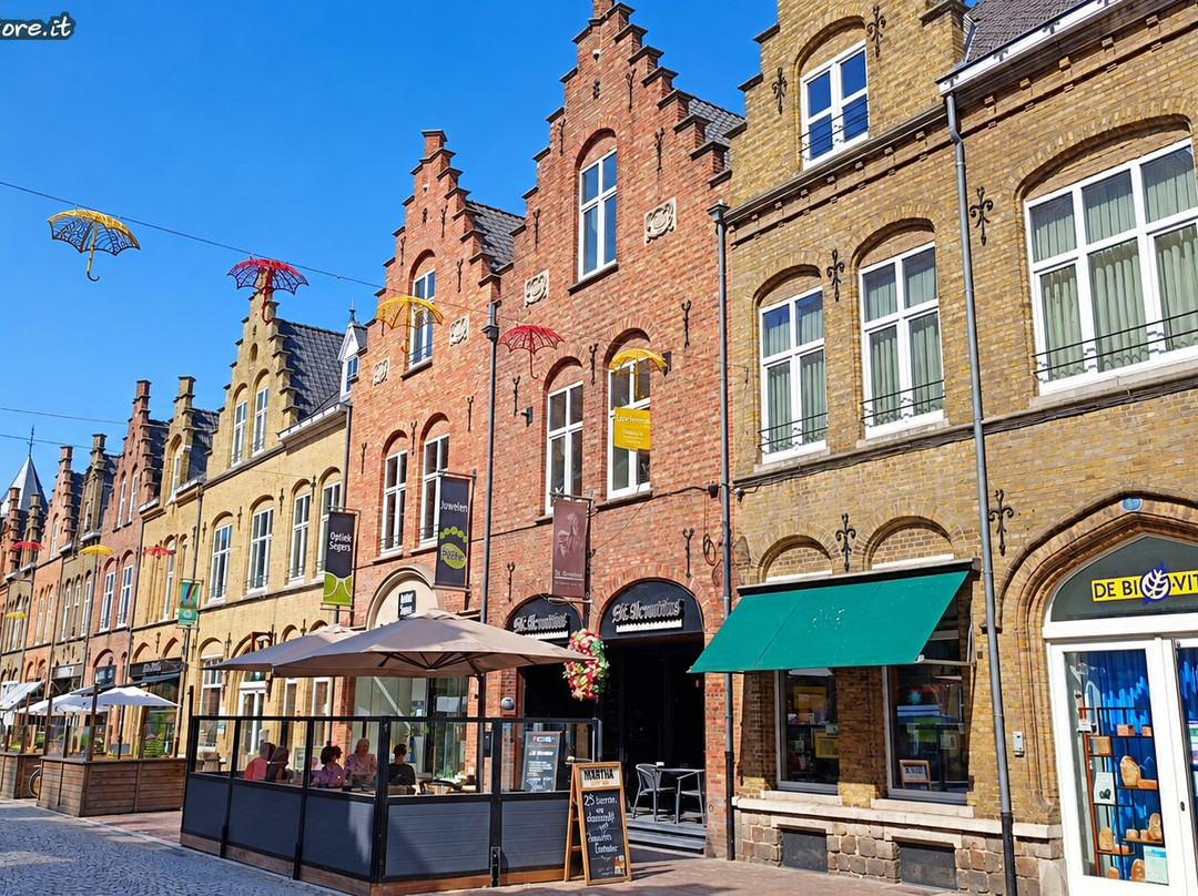 Market Square-伊普尔必去景点