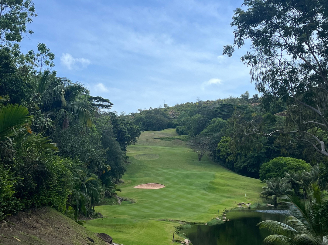 Lemuria Golf Course-普拉兰岛必去景点