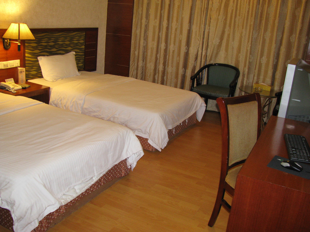 新世界大酒店主图