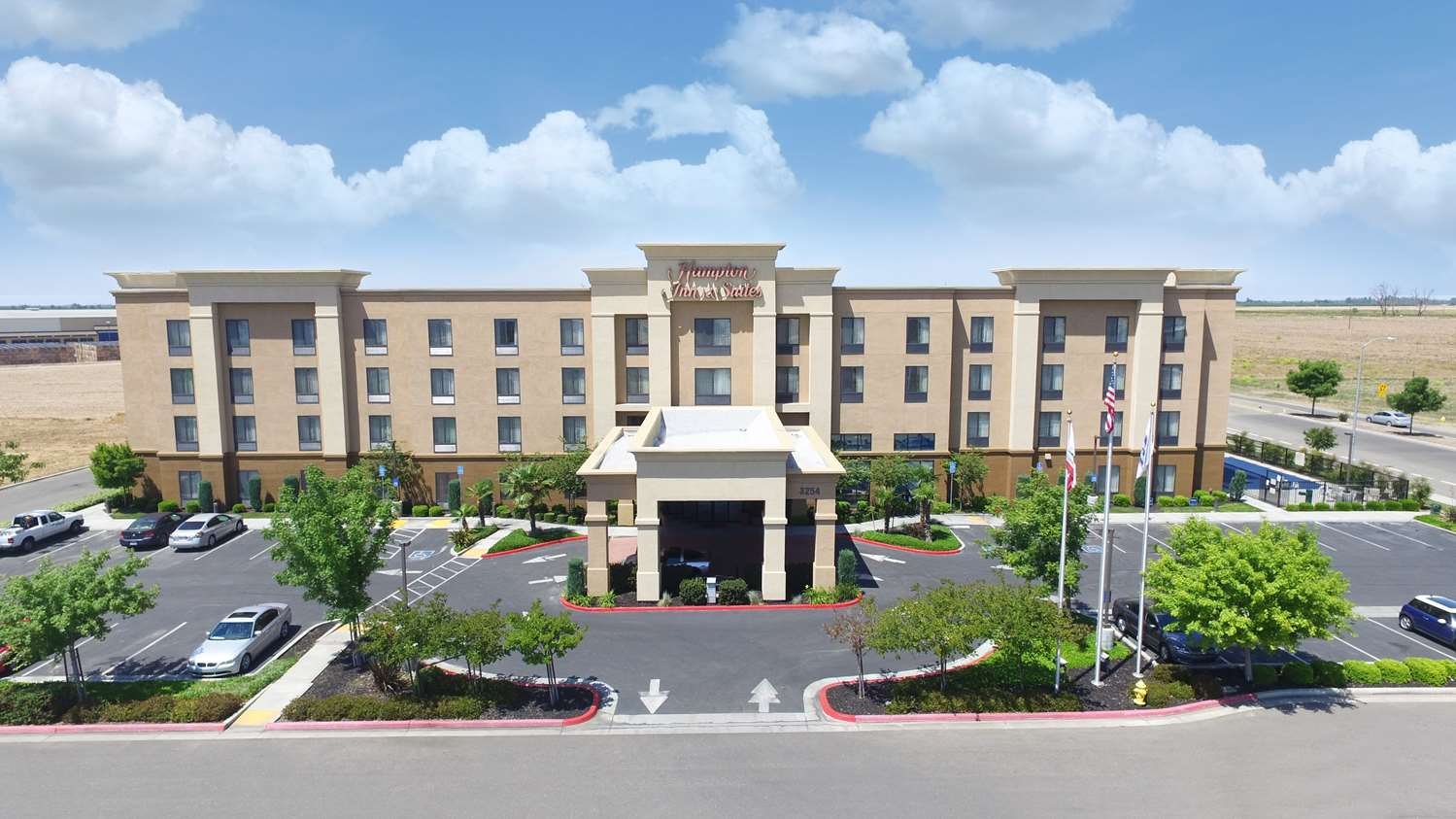 Hampton Inn & Suites Madera-官方